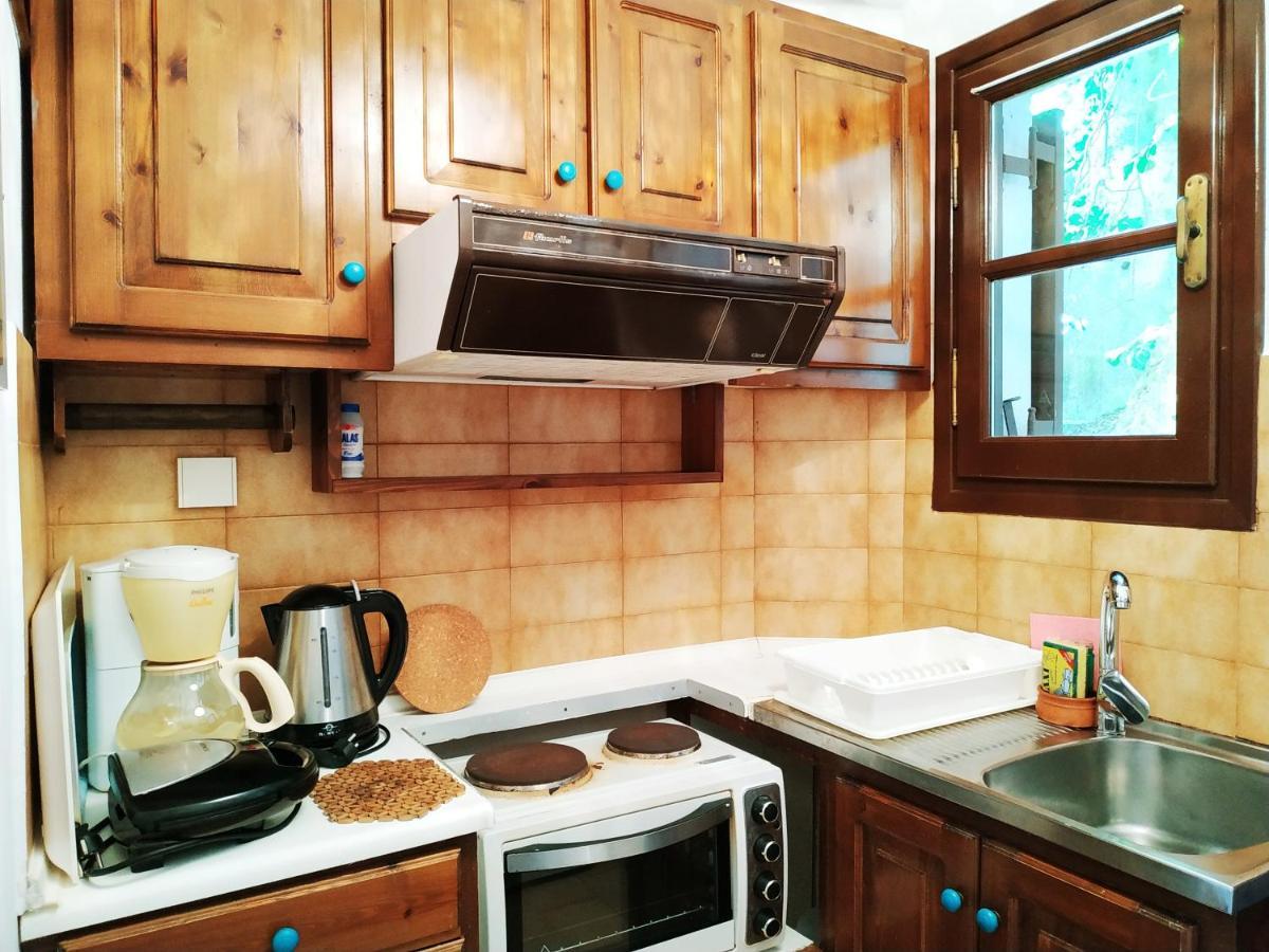 Fetsis Apartments Áyios Nikítas Екстериор снимка